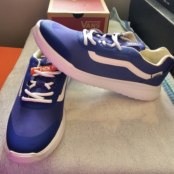 Vans Sneakers Vans Cerus Rw Skate Shoes Royal Blue White Kid's